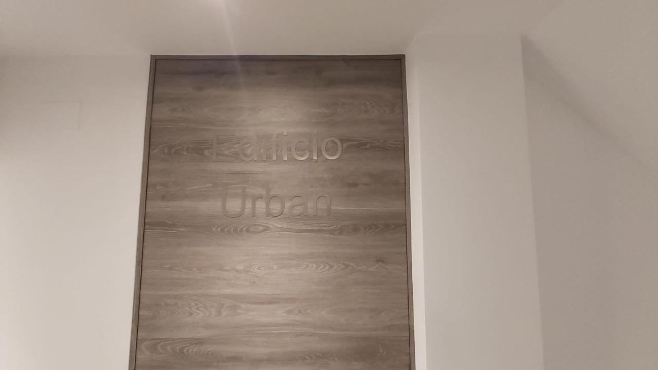 Апартаменты Del Parque Flats Urban Corner Малага Экстерьер фото