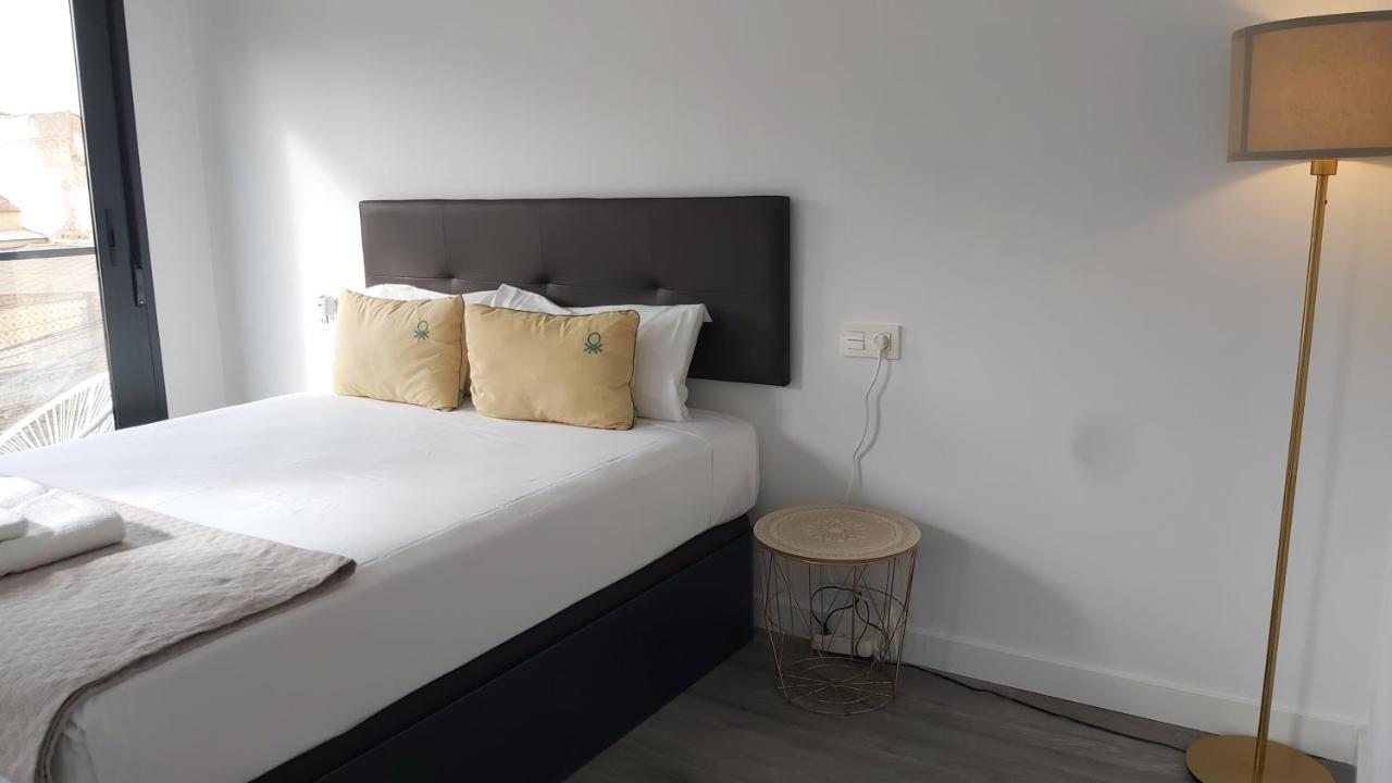 Апартаменты Del Parque Flats Urban Corner Малага Экстерьер фото